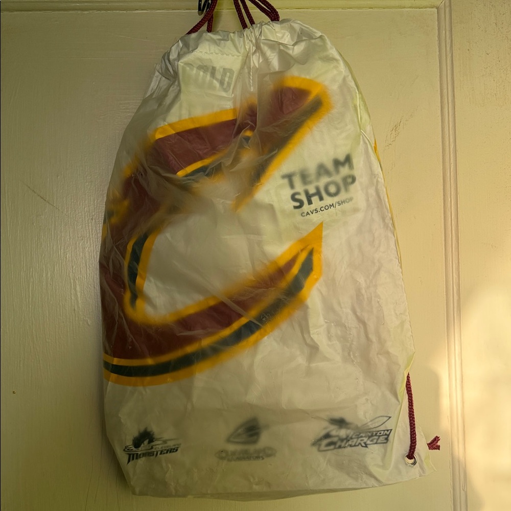 NBA White and Burgundy Drawstring Bag